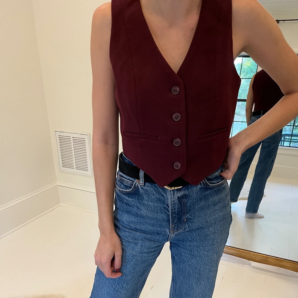 NWT House of Harlow 1960 Corduroy Vest in Burgundy - Size XS/S